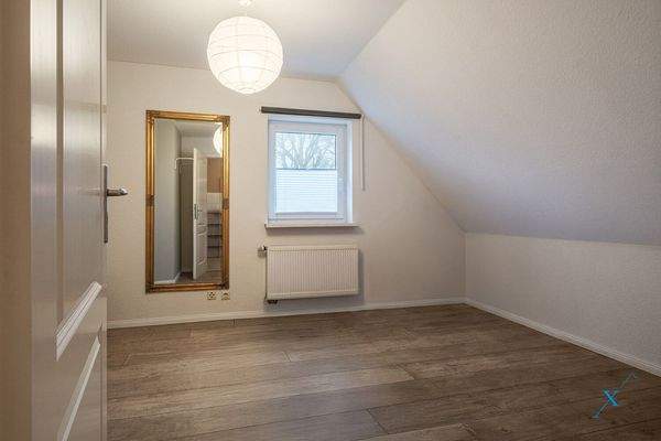 Büro OG Einliegerwohnung