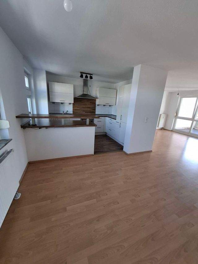 3-Zimmer-Wohnung mit TG-Stellplatz in Nürnberg-West (Stadtteil Höfen), Tillystr. - Foto 4