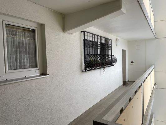 Zugang zur Wohnung 6 OG. 