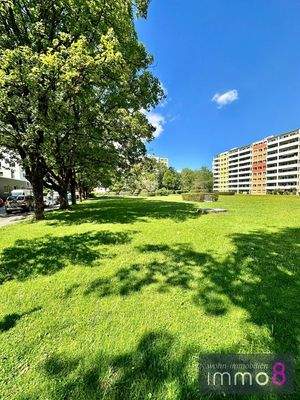 weitläufige Anlage ohne Verkehrslärm 