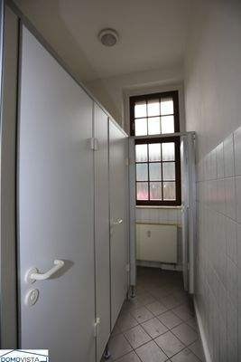 Gemeinschafts-WC (2)