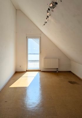 OG Schlafzimmer mit Zugang zur Dachterrasse