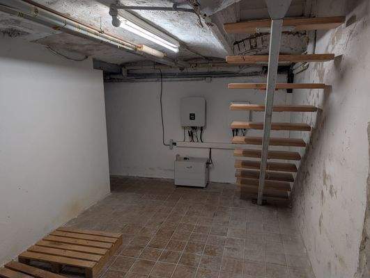 Keller 1 MIT BATTERIESPEICHER