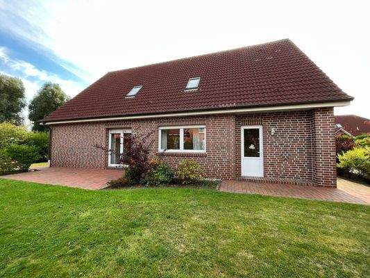 Gartenansicht, Eingang - DG -Whg