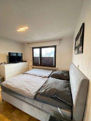 Schlafzimmer mit Parkett