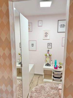 Ankleide Kinder-/Schlafzimmer 1 