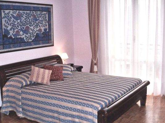 PE894_15 TERRA ITALIA IMMOBILIEN_LIGURIEN_PERINALD