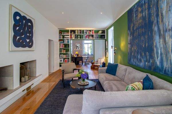 Wohnzimmer-Kaminbereich-EG