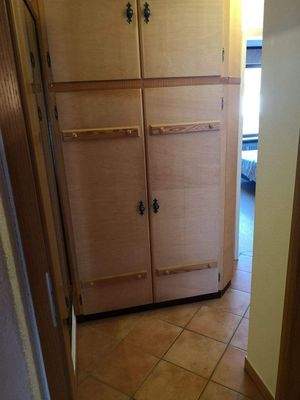 Zweiter Flur mit Schrank 