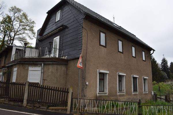 Vorder-Seitenansicht