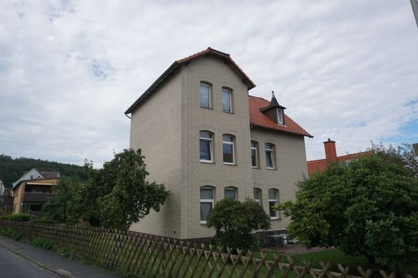 Blick zum Haupthaus.JPG