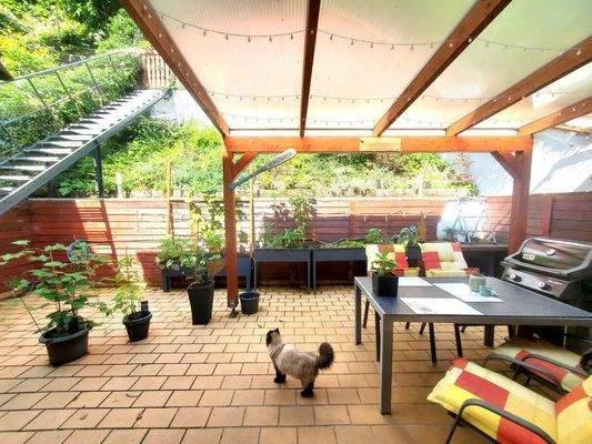 Terrasse mit Überdachung