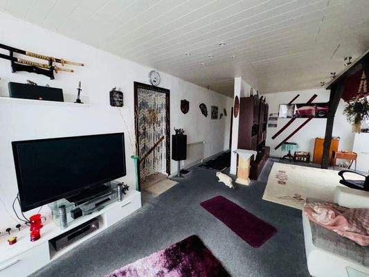 Wohnzimmer im Dachgeschoss.jpeg