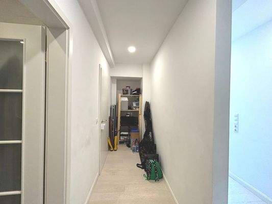 Heller Wohnungskorridor