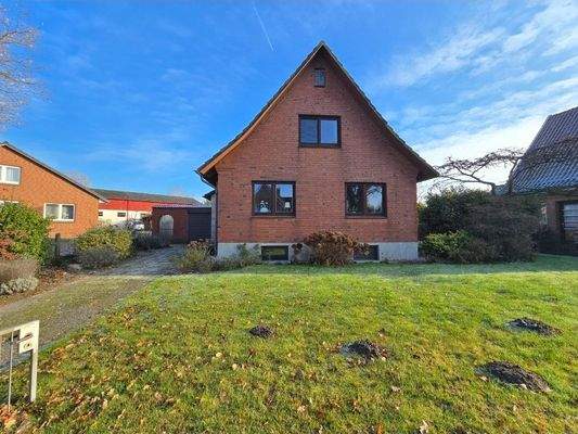 Charmantes Einfamilienhaus mit großzügigem Vorgarten