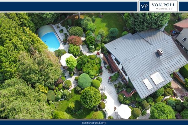 Haus und Pool