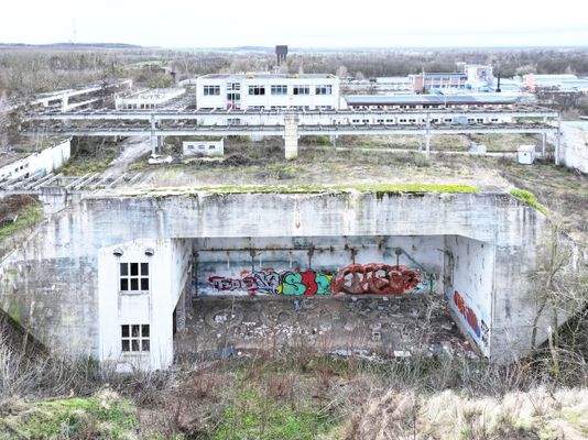 Luftbild Bunker aus Sueden