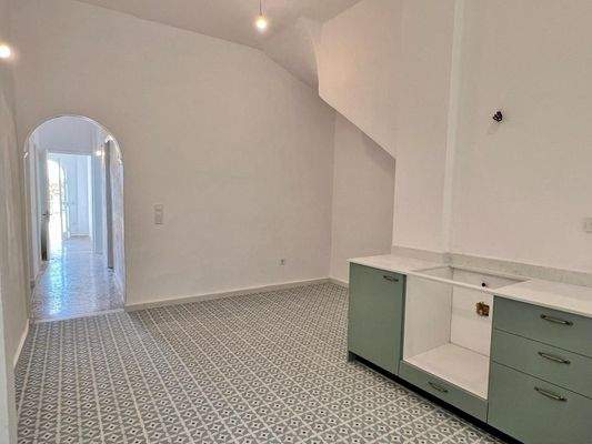 Kreta, Kritsa: Renovierte Wohnung mit Balkon zu verkaufen