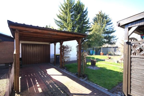 Carport/Garage
