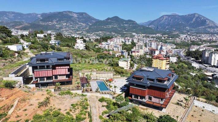 Properties in a Natural Environment in Cikcilli Alanya