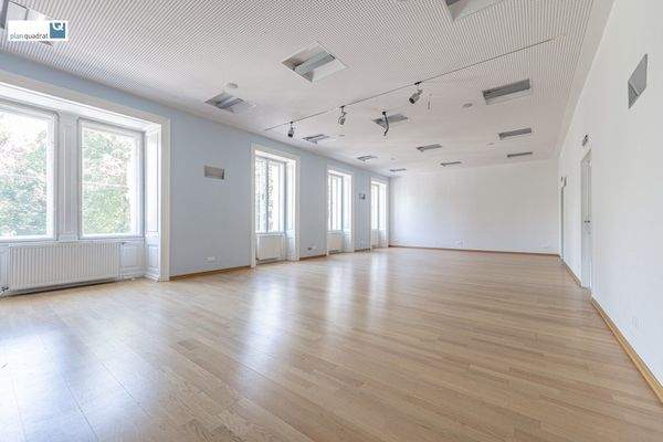Büro 1 / Konferenzraum (ca. 70,80 m²)