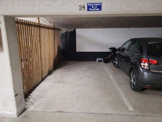 Tiefgaragenstellplatz