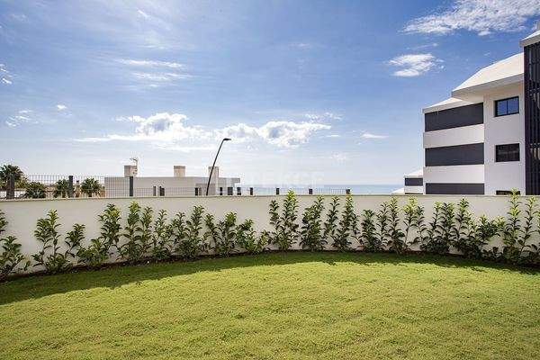 Sea-View Apartments in a Complex in Fuengirola, Spain