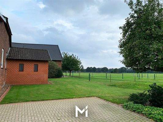 Aussenterrasse mit Weitblick