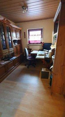 Bürozimmer, oder Kinderzimmer (OG)