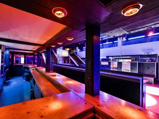 Club Bar Fässla 2a.jpg