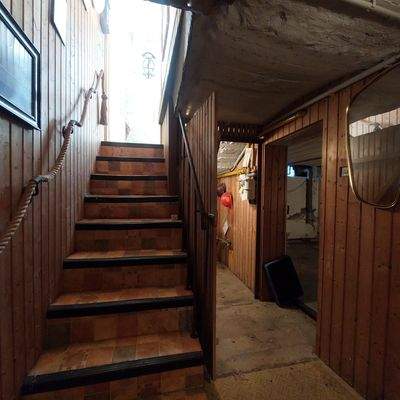 1302 Kellertreppe