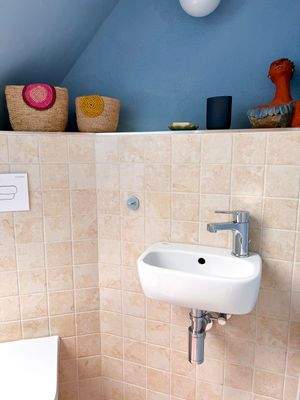 Gäste-WC im Nebengelass OG