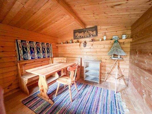 gemütliche Gartenhütte