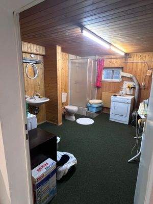 Kellerraum_Dusche_WC_Waschküche.jpeg