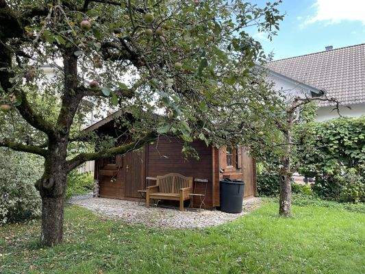 idyllisches Gartenhaus