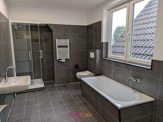 Dusch- und Wannenbad