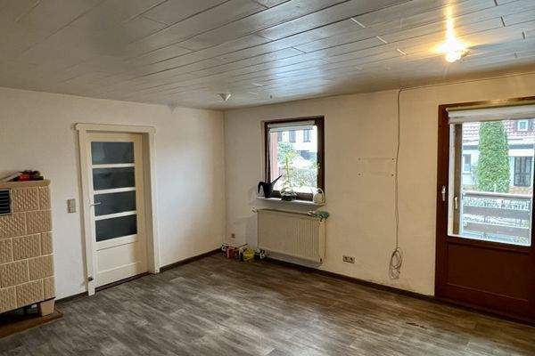 OG Anbau- Wohnzimmer mit Balkon