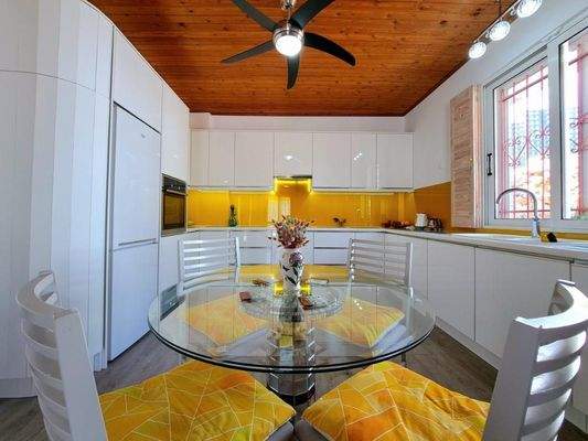 MIT VIDEO: Charmanter, renovierter Bungalow zum Verkauf in Drapanos, Apokoronas