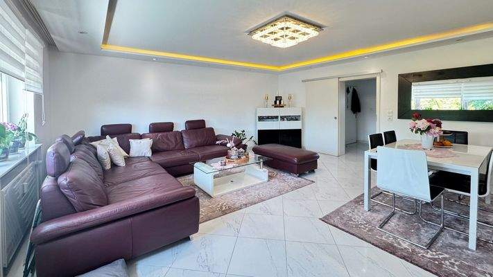 Wohnzimmer Ansicht 2