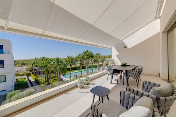 Penthouse in Las Colinas Golf