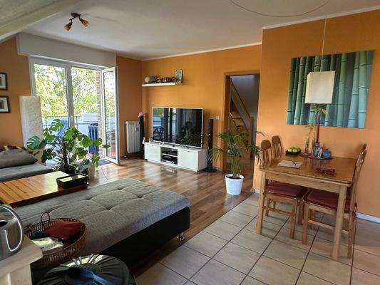 Wohnzimmer-Esszimmer-Küche