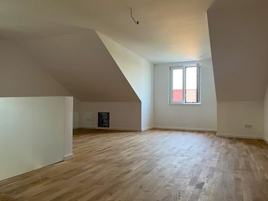 Teilbereich ausgebautes Dachstudio