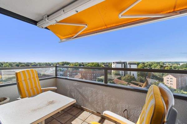 Der Blick vom Balkon über die Dächer Wedels