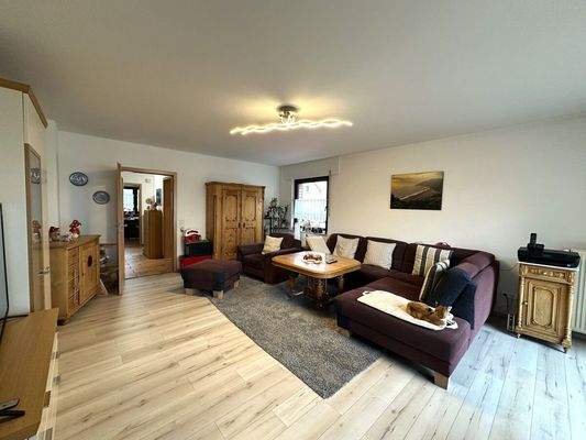 Das lichtdurchflutete Wohnzimmer