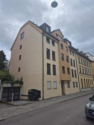 Mehrstöckiges Wohngebäude