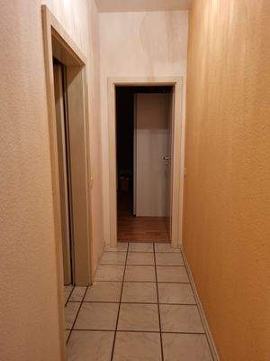 Flur zum Bade- &amp; Schlafzimmer