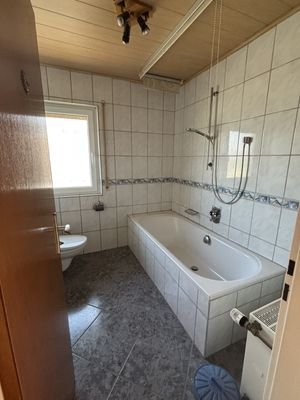 Tglbad m. Wanne OG