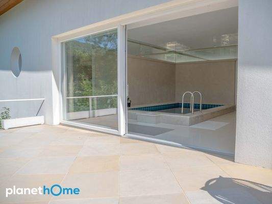 Terrasse mit Blick nach Innen_1