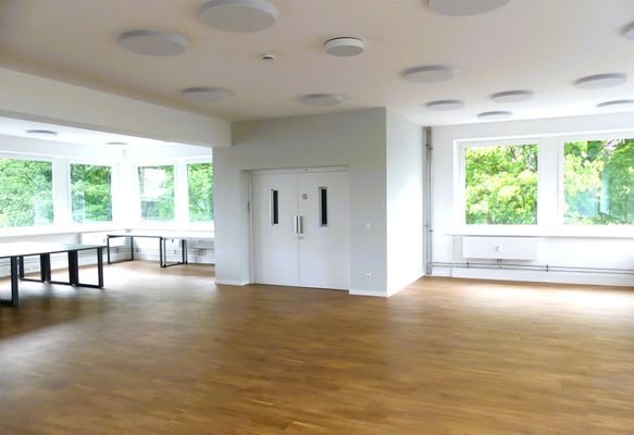 Showroom mit Schwerlastaufzug