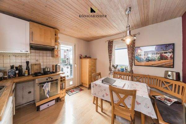 Küche / Essbereich 1. OG mit Zugang in den Garten